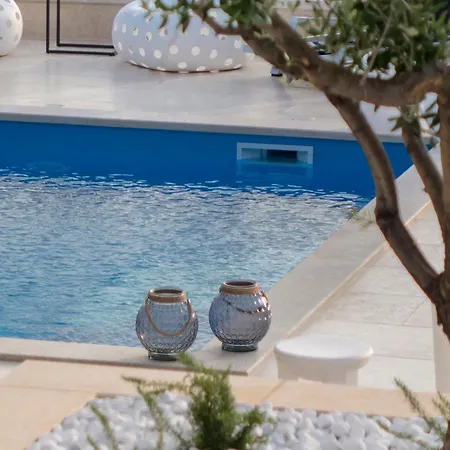 The Grand View Villa *